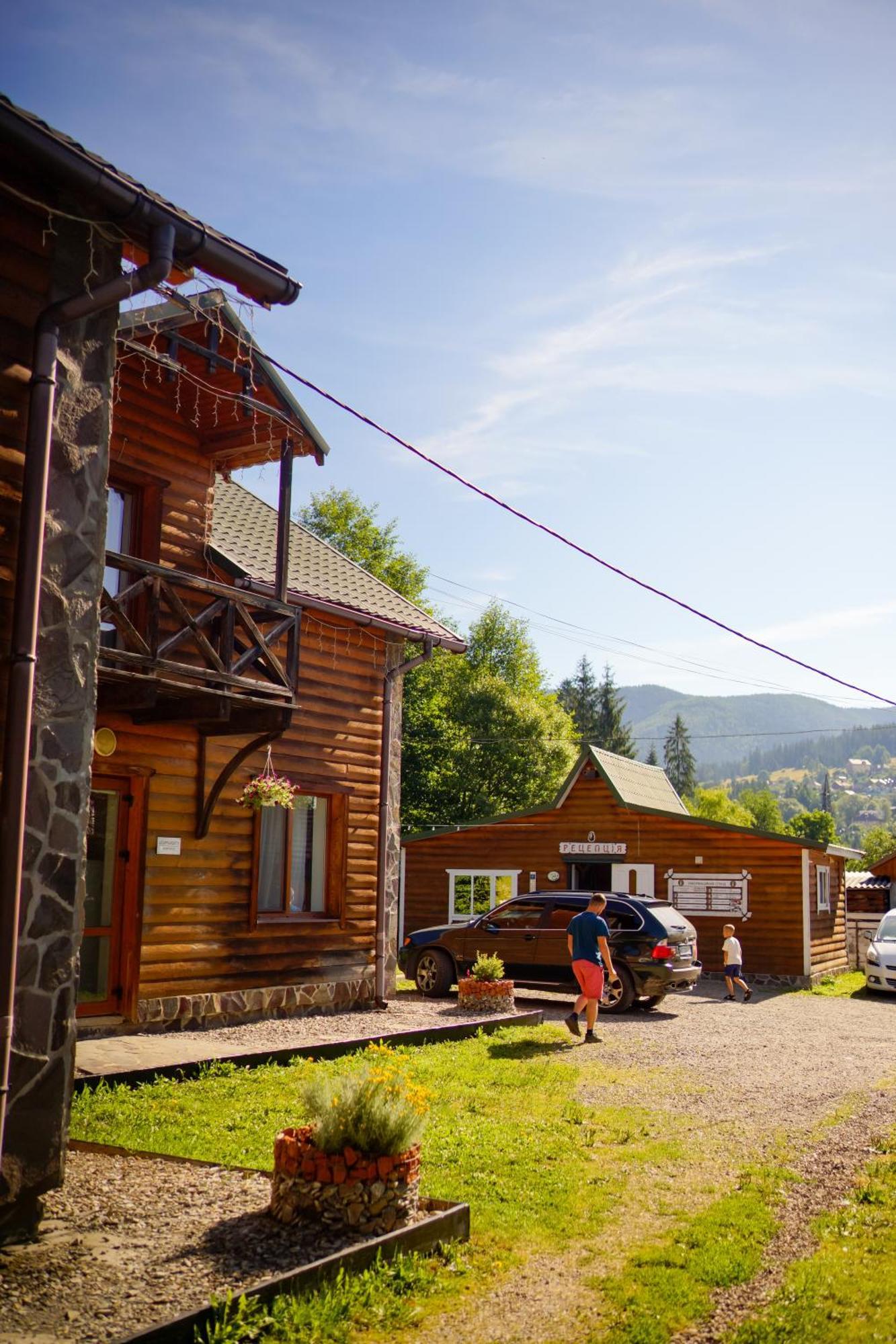 Готель Добрій วอรอคตา ภายนอก รูปภาพ